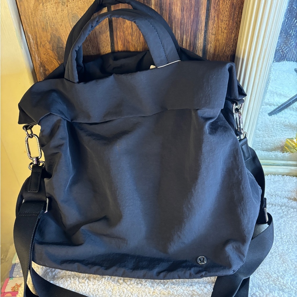 lululemon athletic On My Level Bag Crossbody Messenger One Size Black NWT